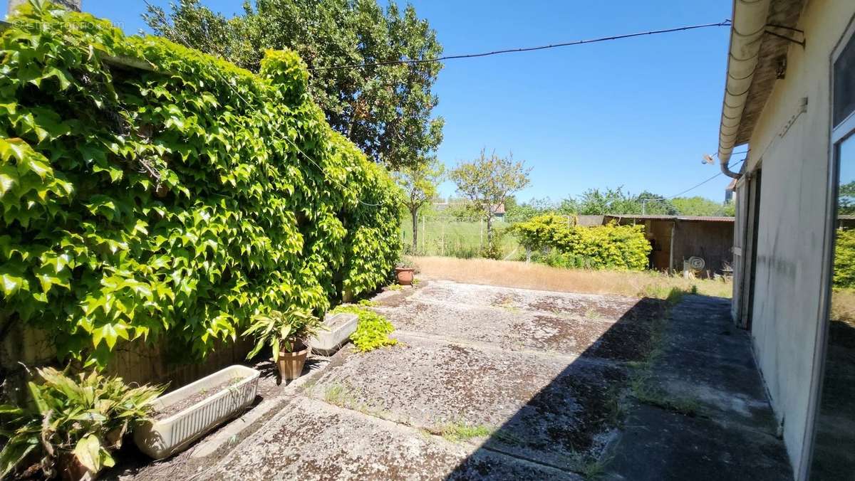 Maison à LABASTIDE-D&#039;ANJOU