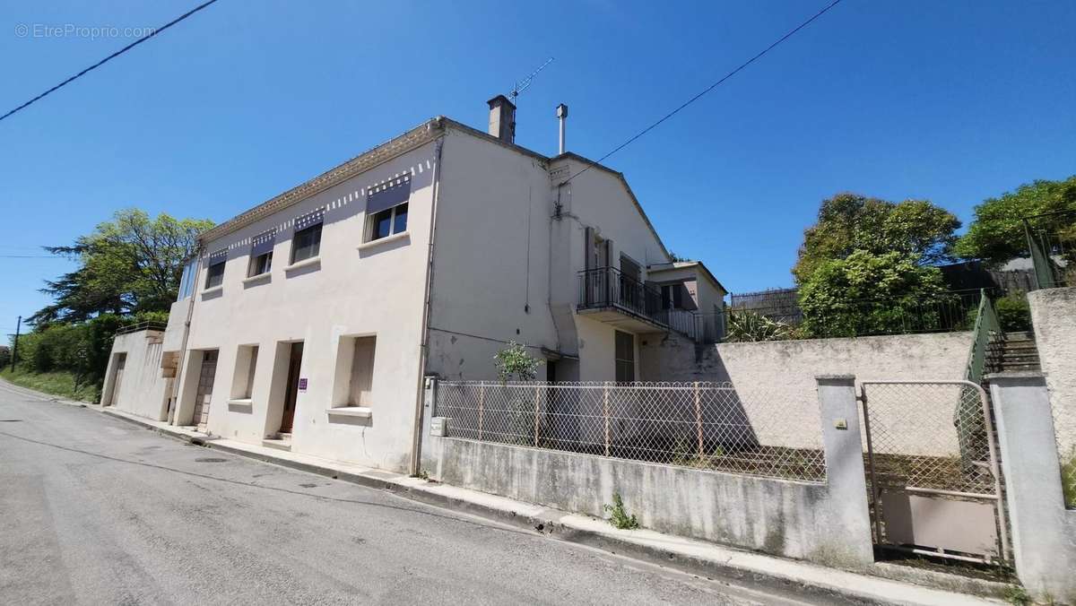 Maison à LABASTIDE-D&#039;ANJOU