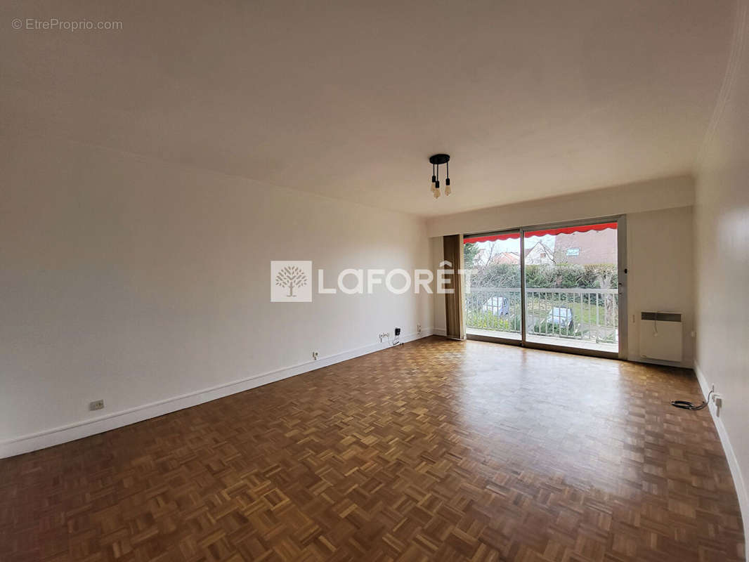 Appartement à RUEIL-MALMAISON