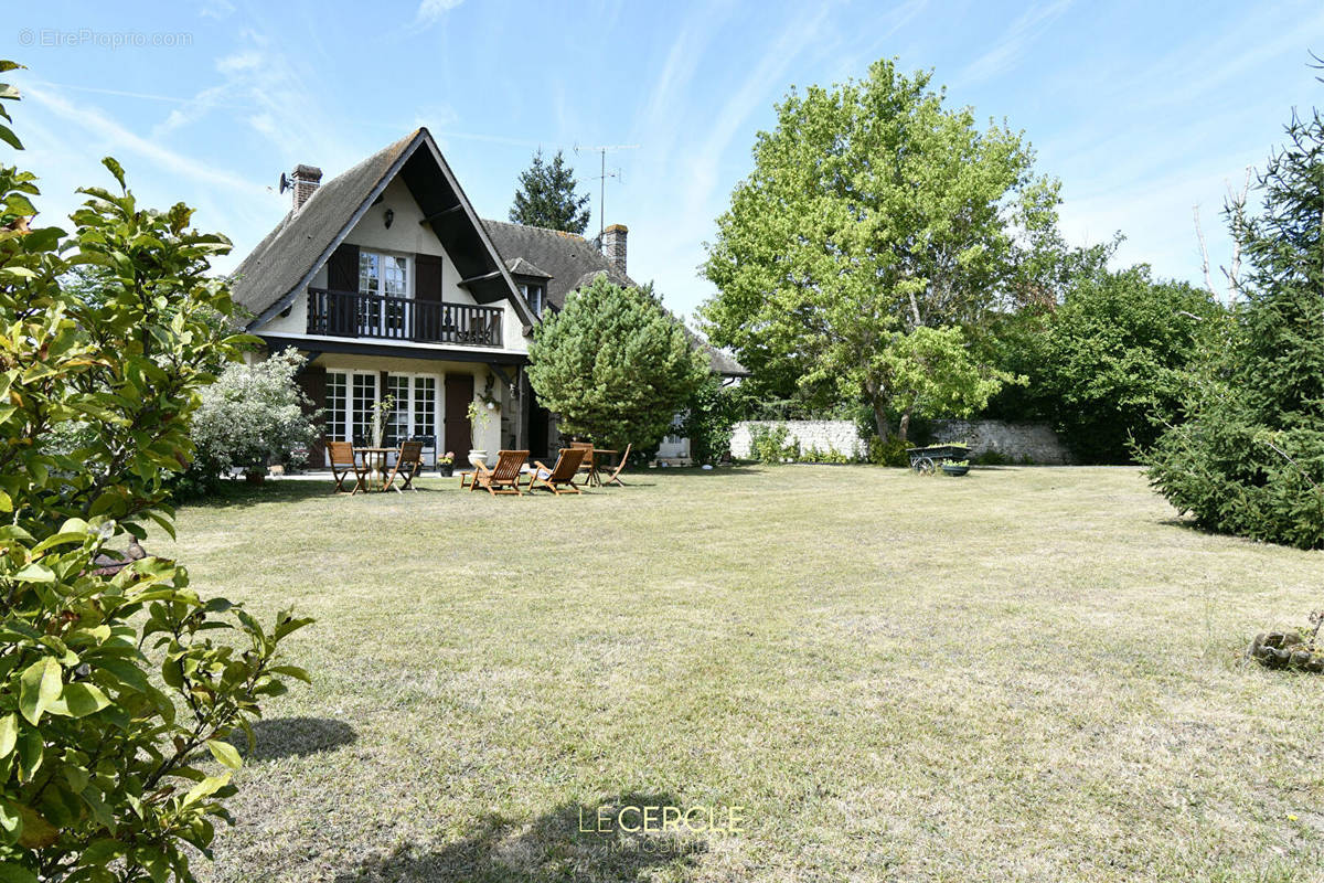 Maison à LAMORLAYE