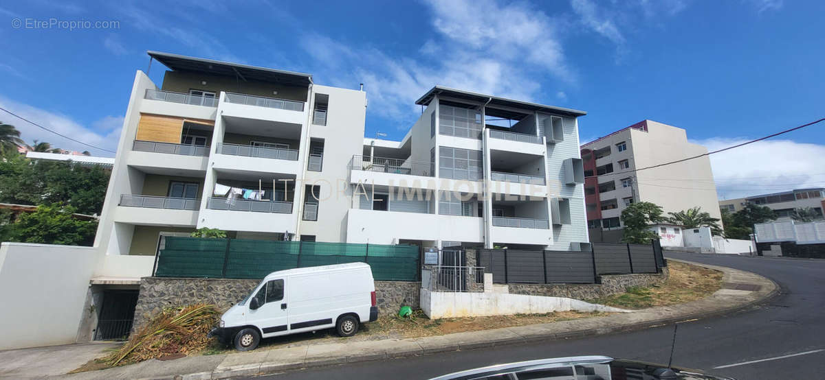 Appartement à SAINT-DENIS