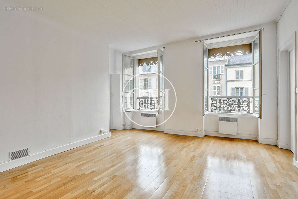 Appartement à VERSAILLES