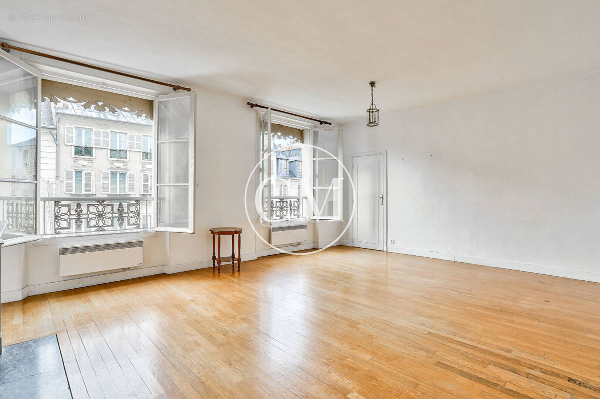 Appartement à VERSAILLES