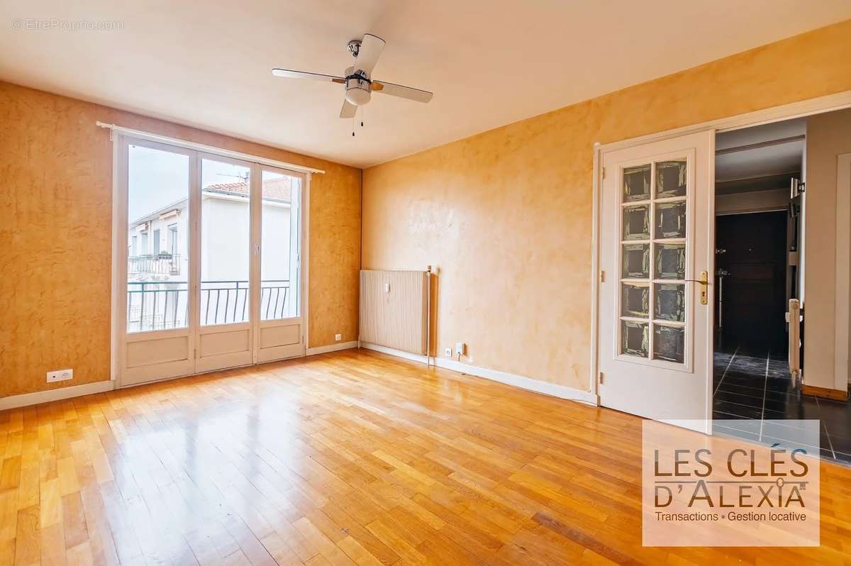 Appartement à LYON-8E