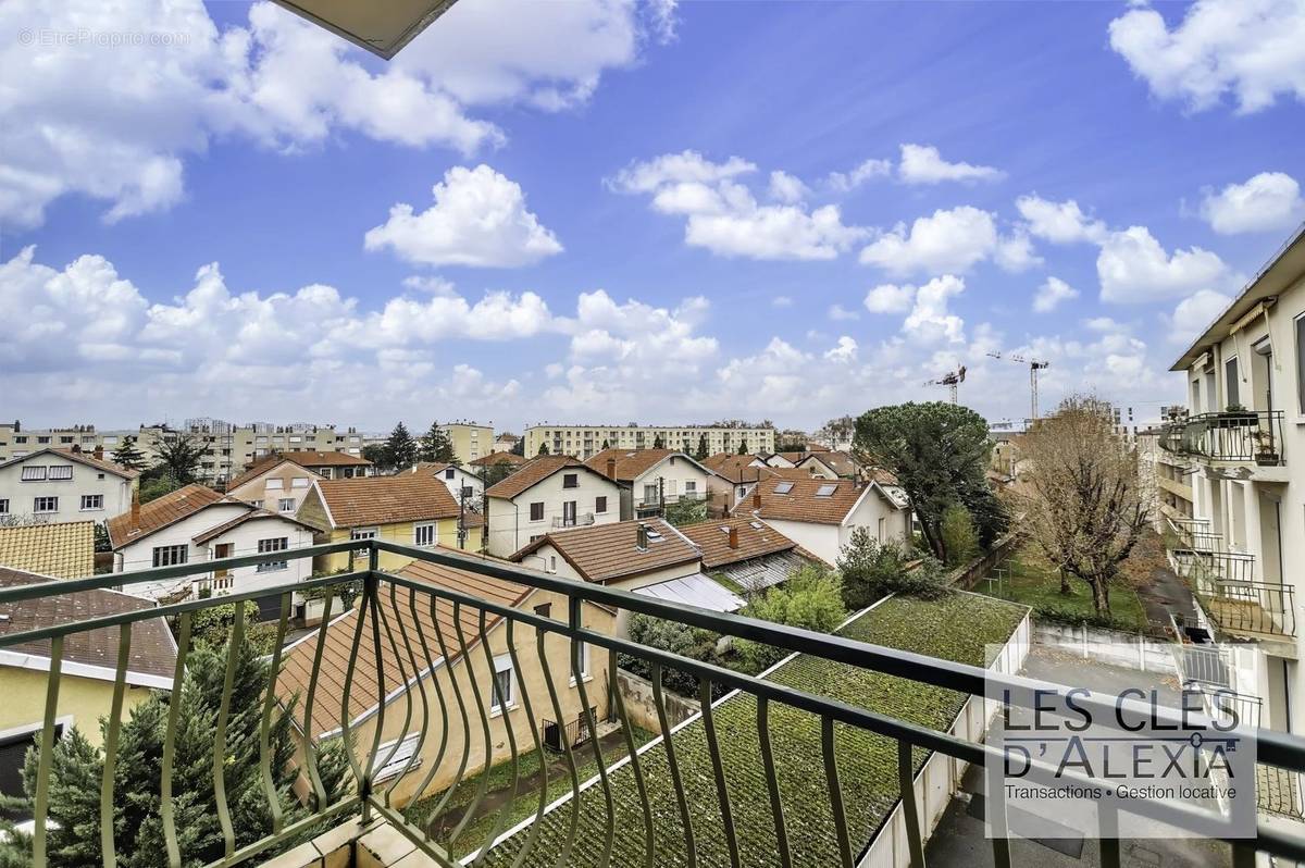 Appartement à LYON-8E