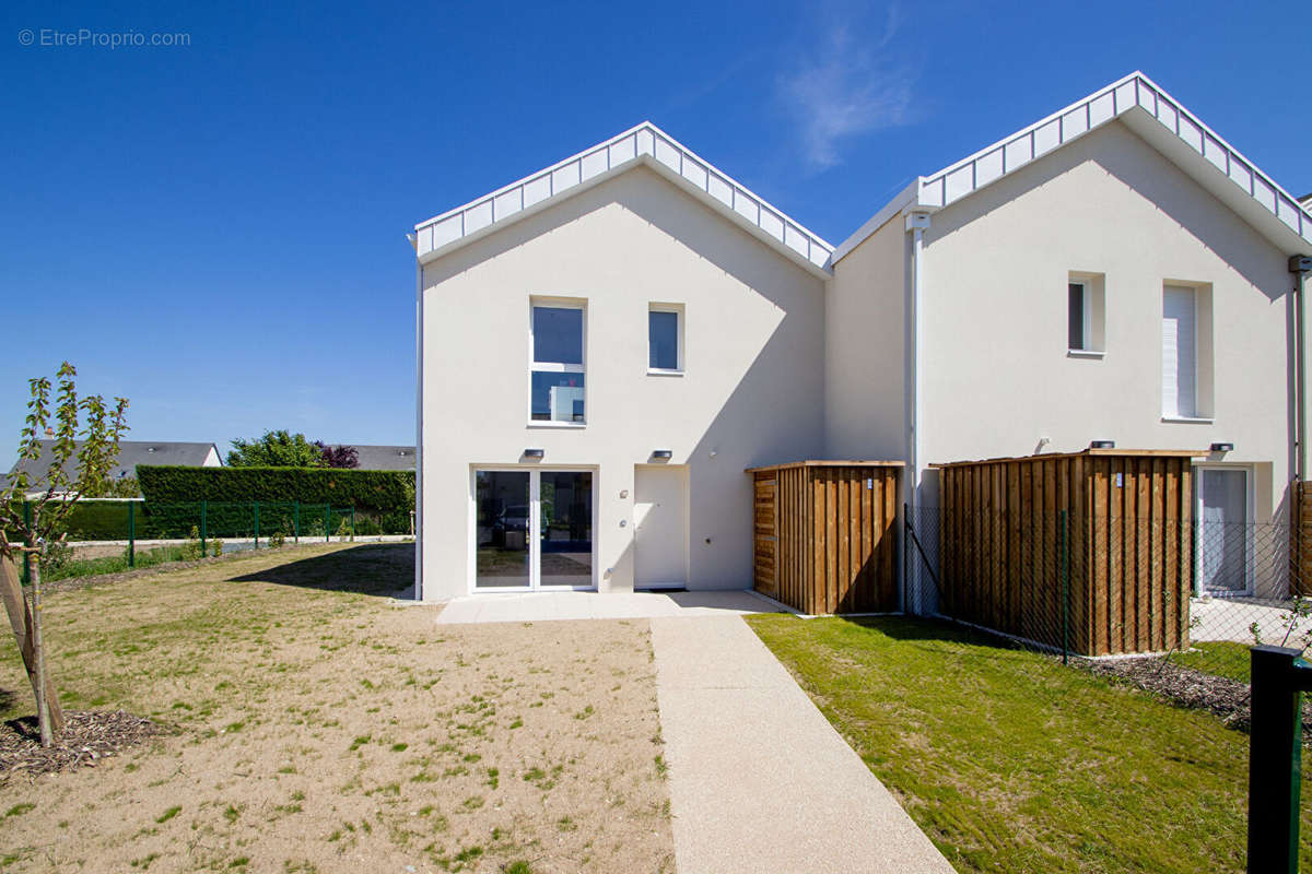 Maison à MONTLOUIS-SUR-LOIRE