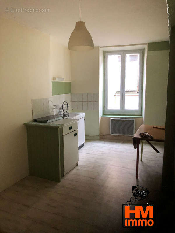 Appartement à SAINT-LEONARD-DE-NOBLAT