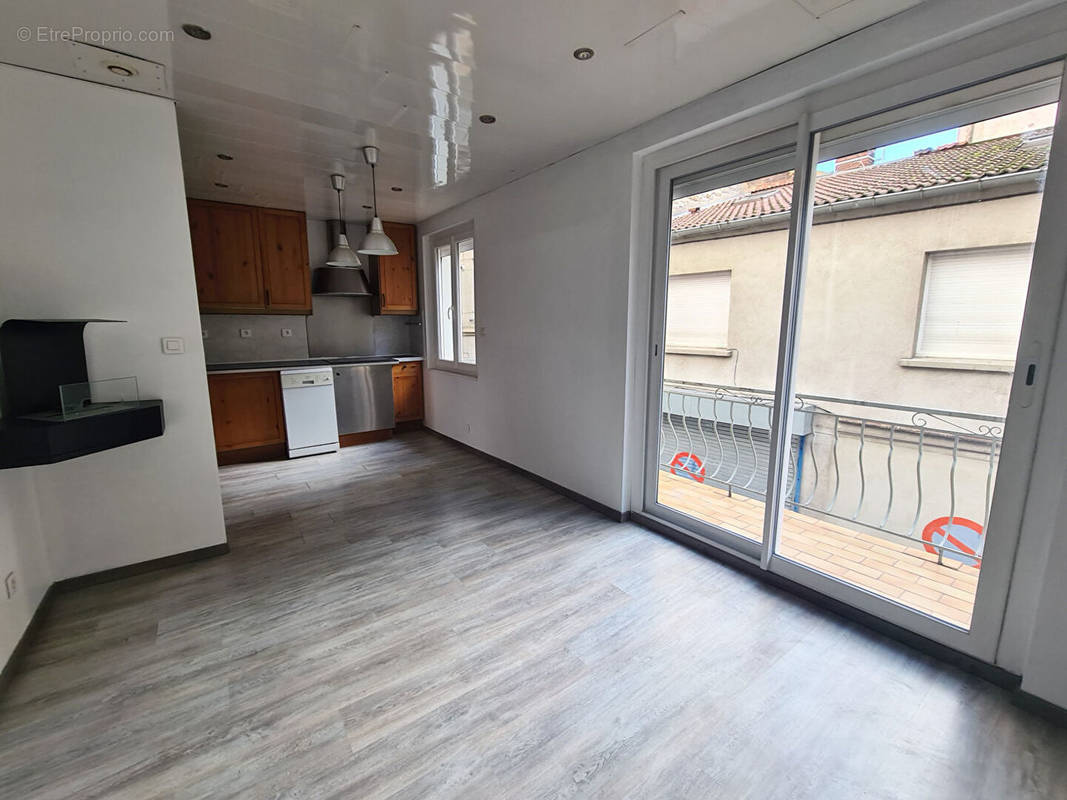 Appartement à SAINT-ETIENNE