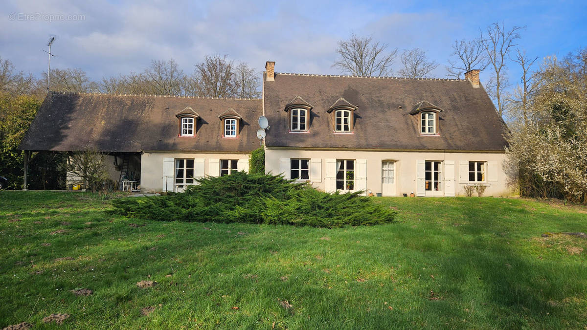 Maison à SENLIS