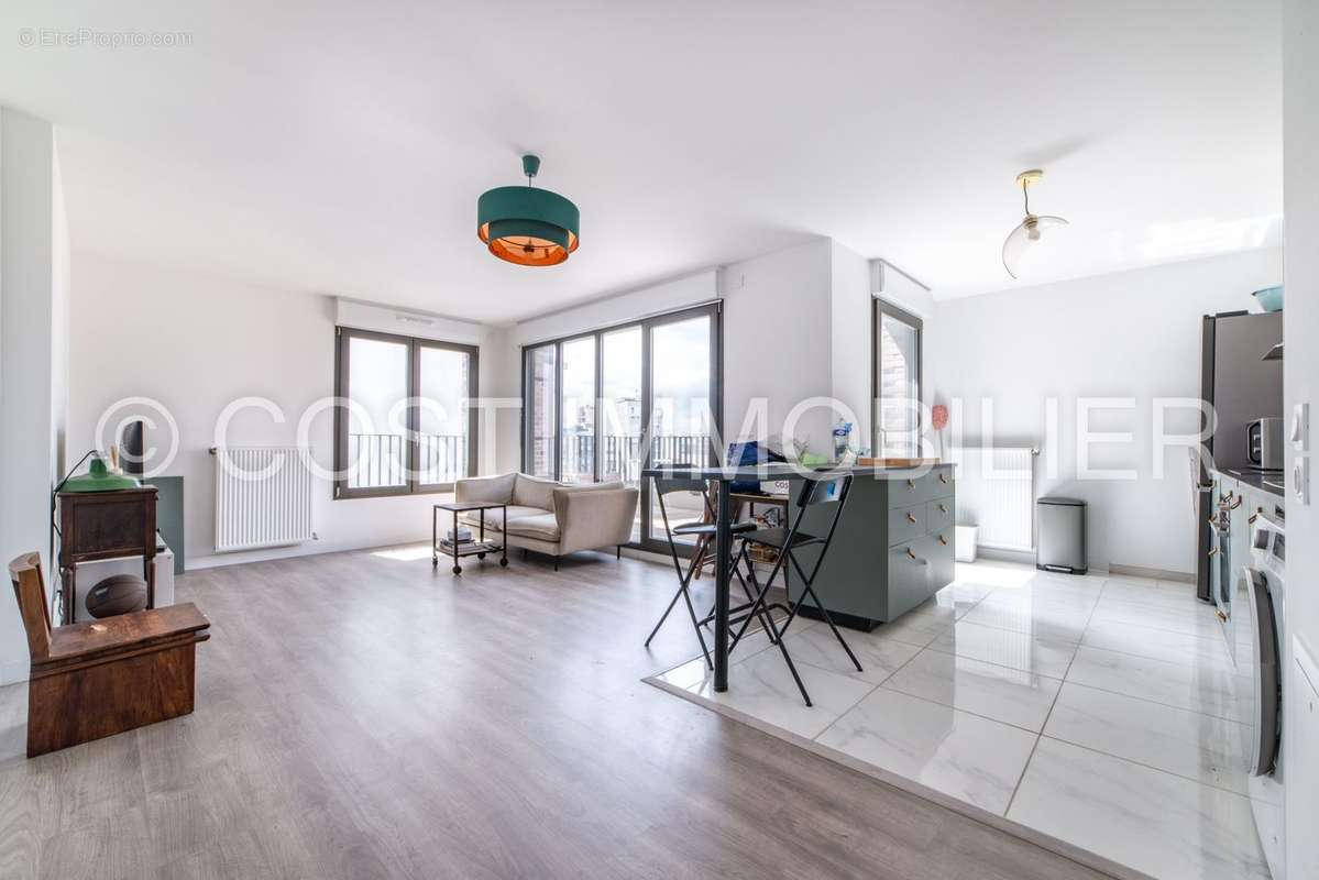 Appartement à ASNIERES-SUR-SEINE