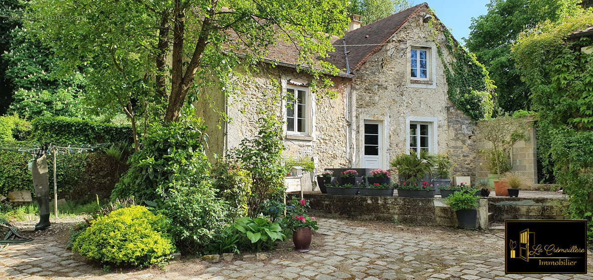 Maison à DOURDAN