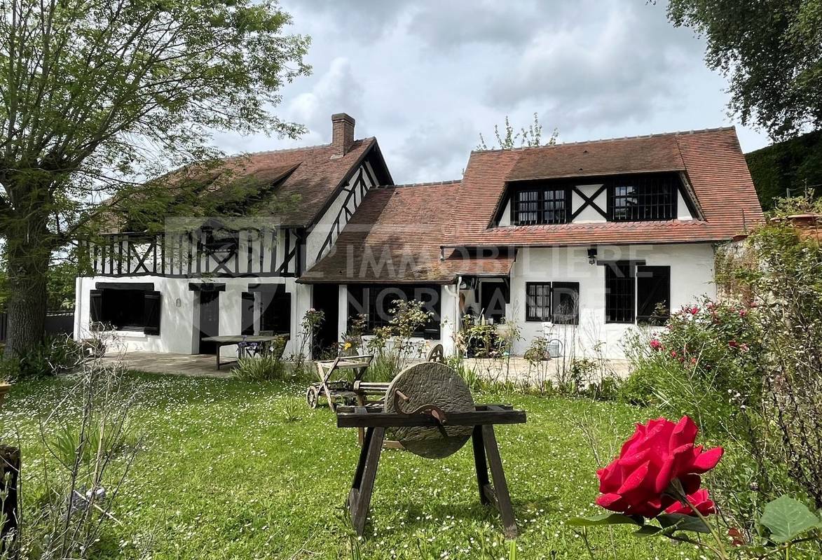 Maison à HOULBEC-COCHEREL