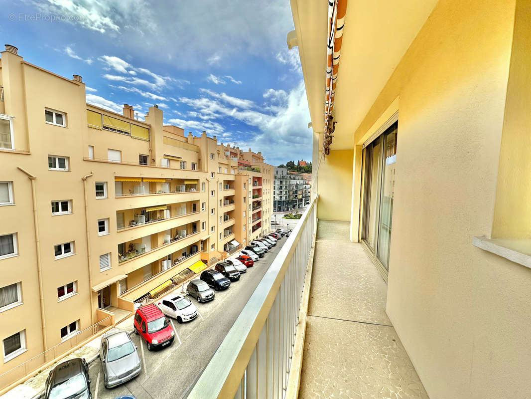 Appartement à MENTON