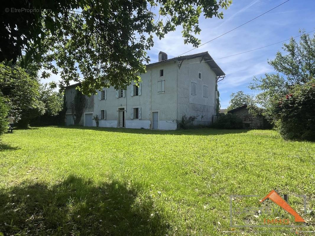 Maison à LESTELLE-DE-SAINT-MARTORY