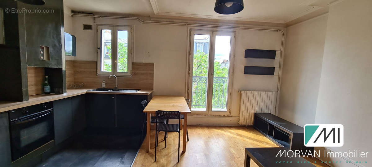 Appartement à PARIS-18E