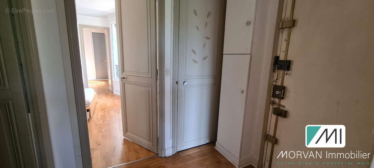 Appartement à PARIS-18E