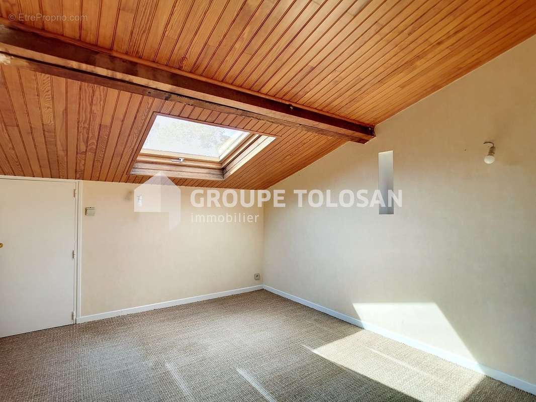 Appartement à RAMONVILLE-SAINT-AGNE