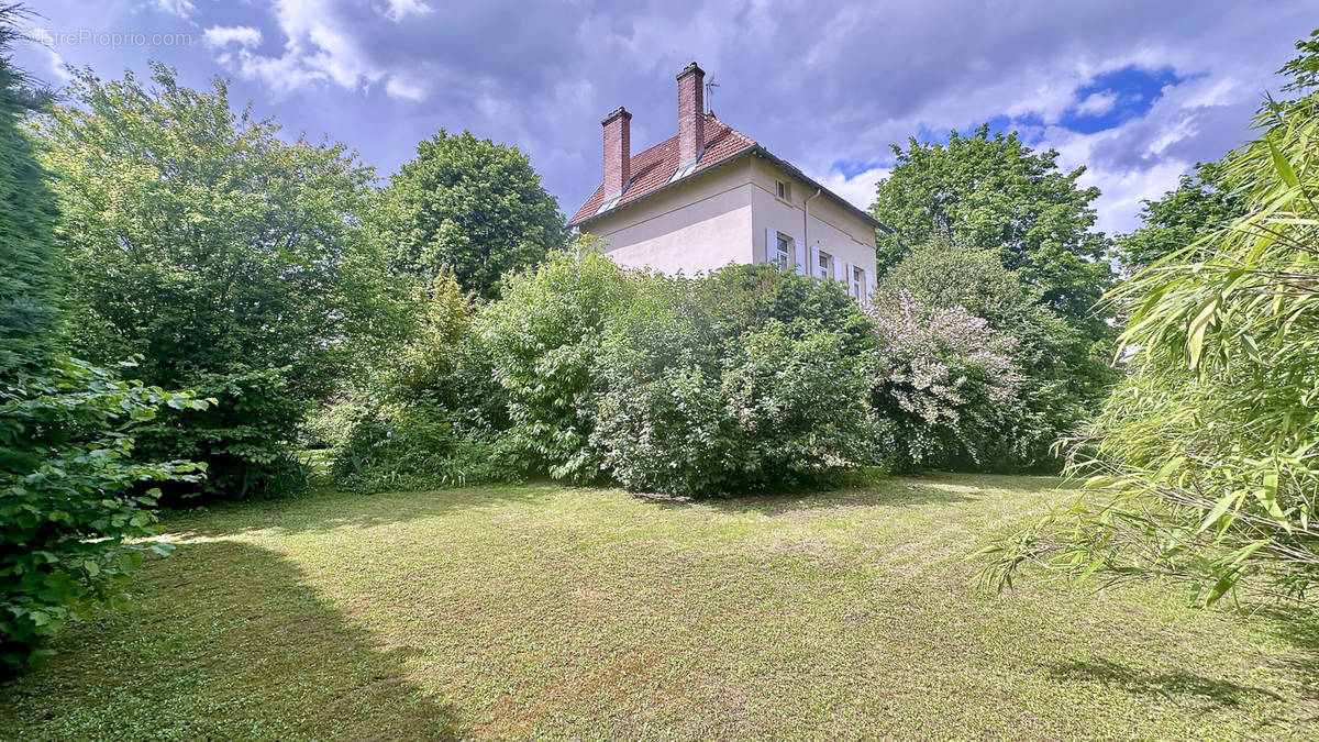 Maison à LYON-5E