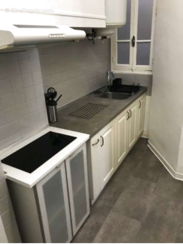 Appartement à MARSEILLE-5E