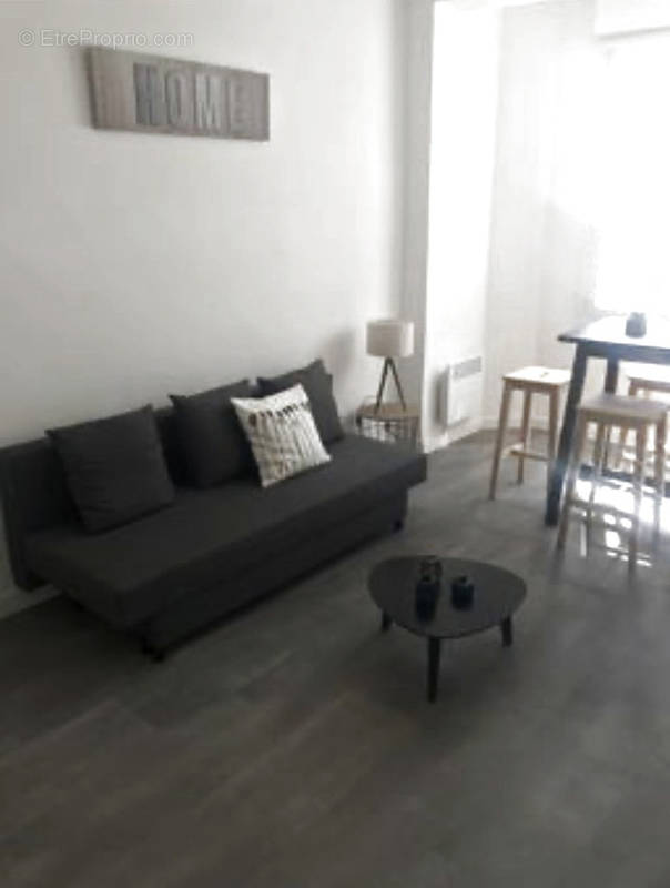 Appartement à MARSEILLE-5E