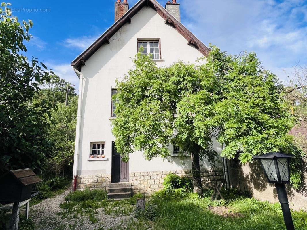 Maison à PLOMBIERES-LES-DIJON