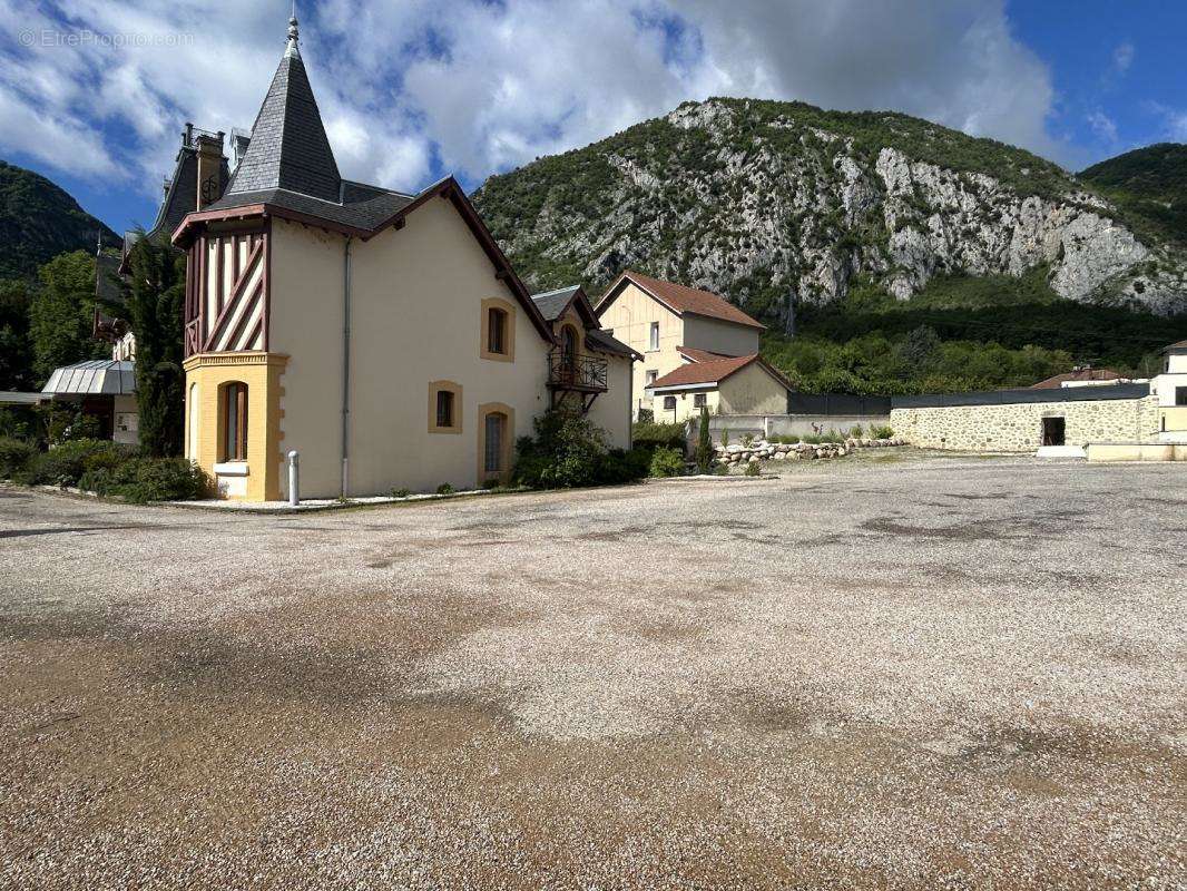 Maison à TARASCON-SUR-ARIEGE