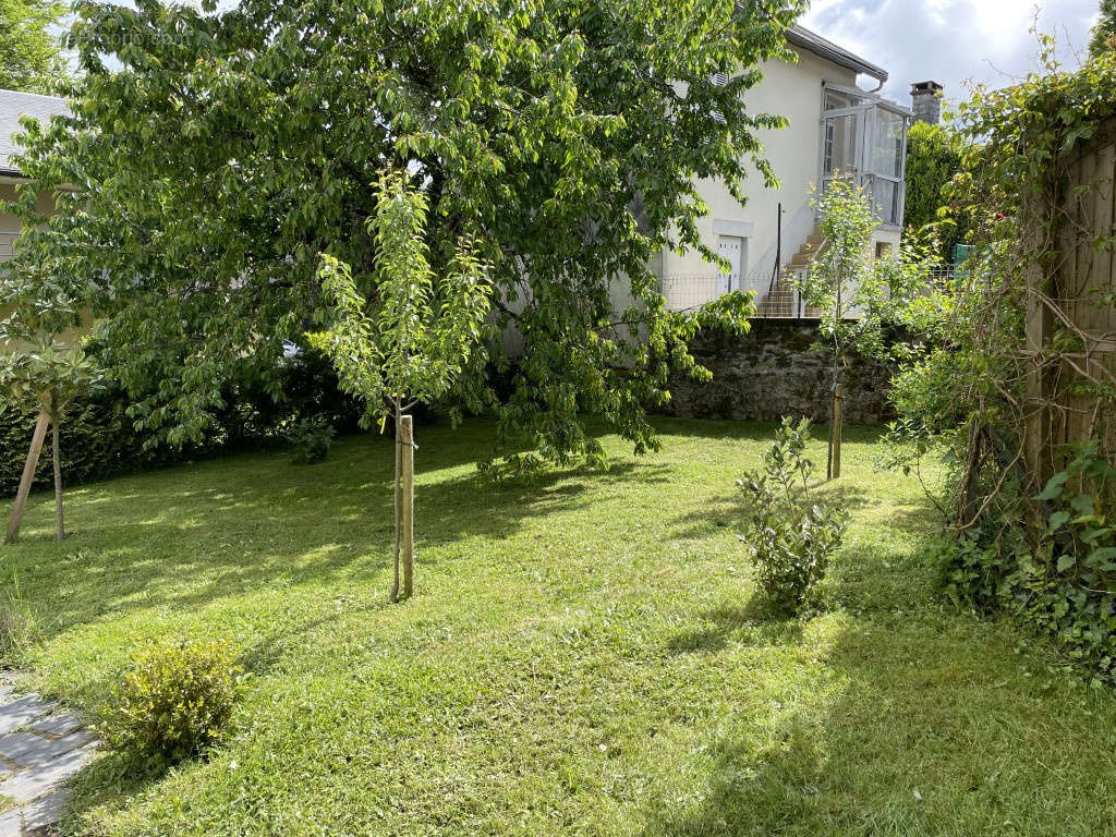 Maison à ARNAC-POMPADOUR