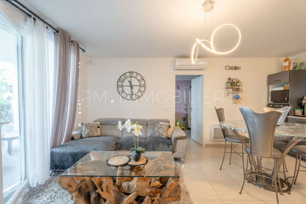 Appartement à MARSEILLE-12E