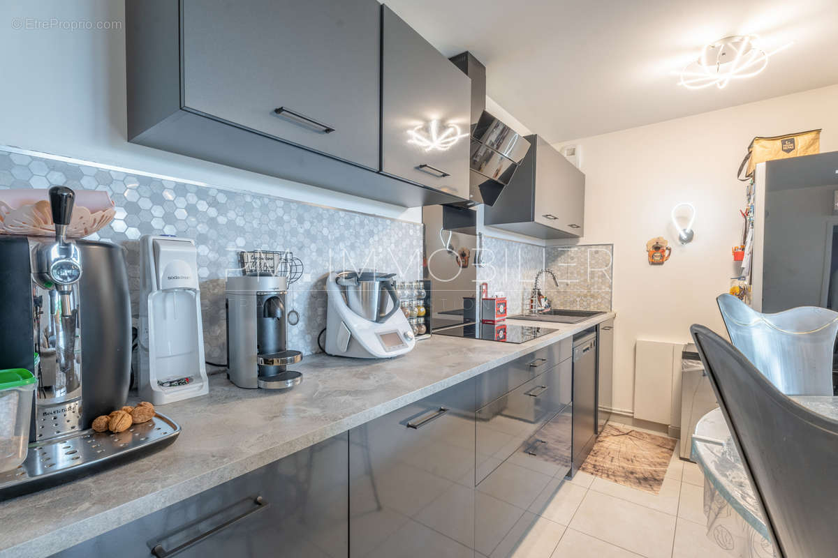 Appartement à MARSEILLE-12E