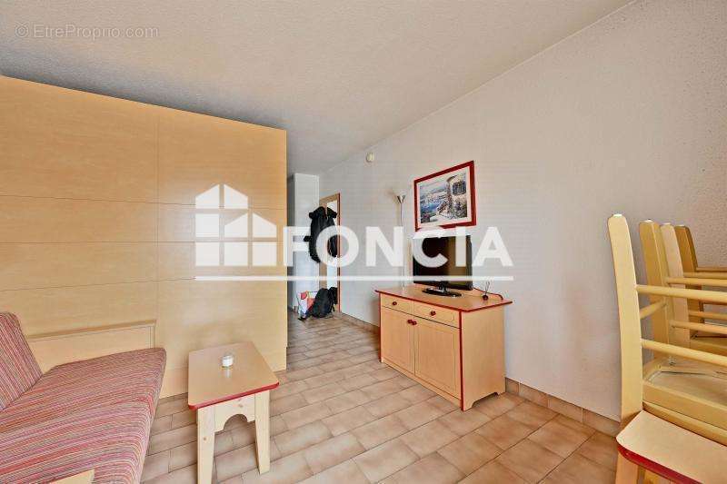 Appartement à MAUGUIO