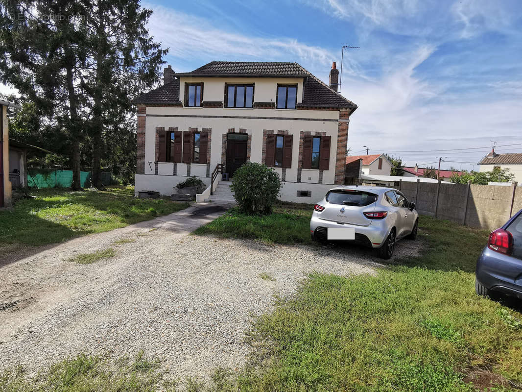 Maison à SAINT-CLEMENT