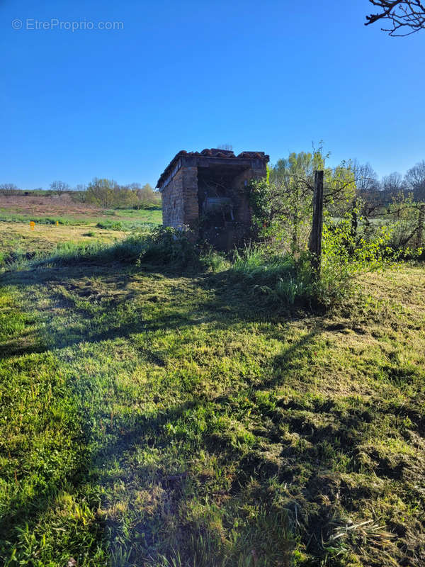 Terrain à GARGAS