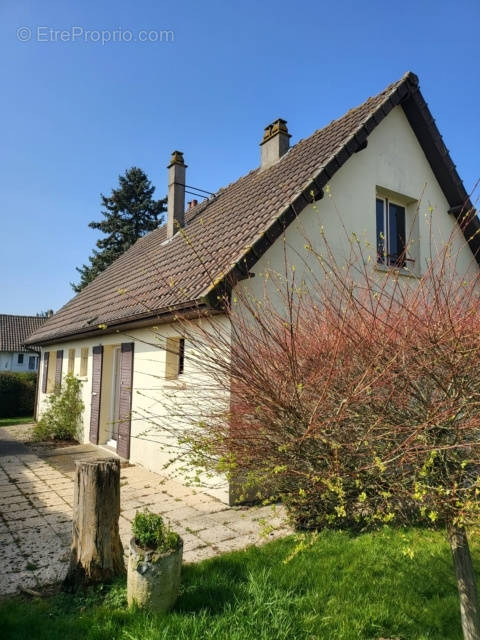 Maison à BEAUCHAMPS