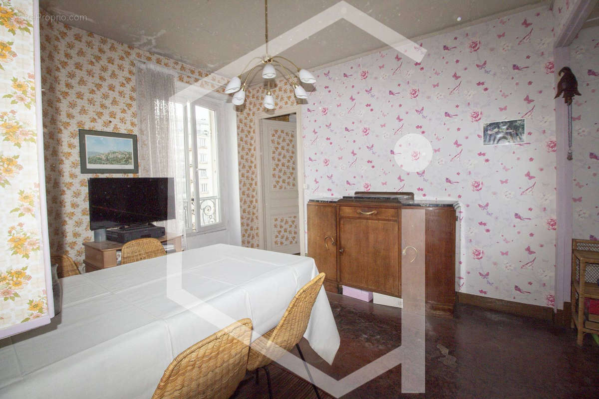 Appartement à PARIS-12E