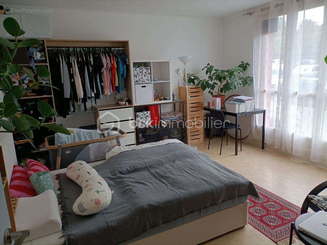 Appartement à COUBRON