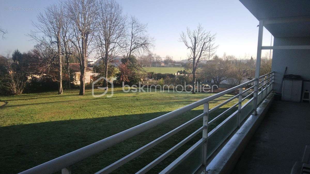 Appartement à CARBON-BLANC