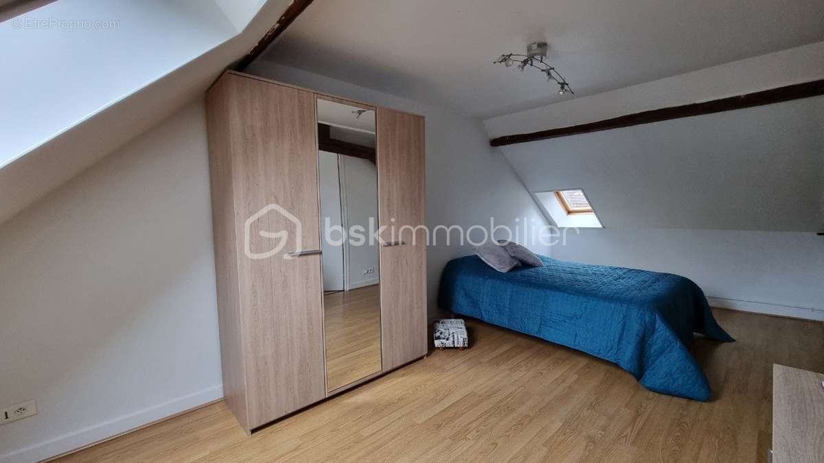 Appartement à AILLANT-SUR-THOLON