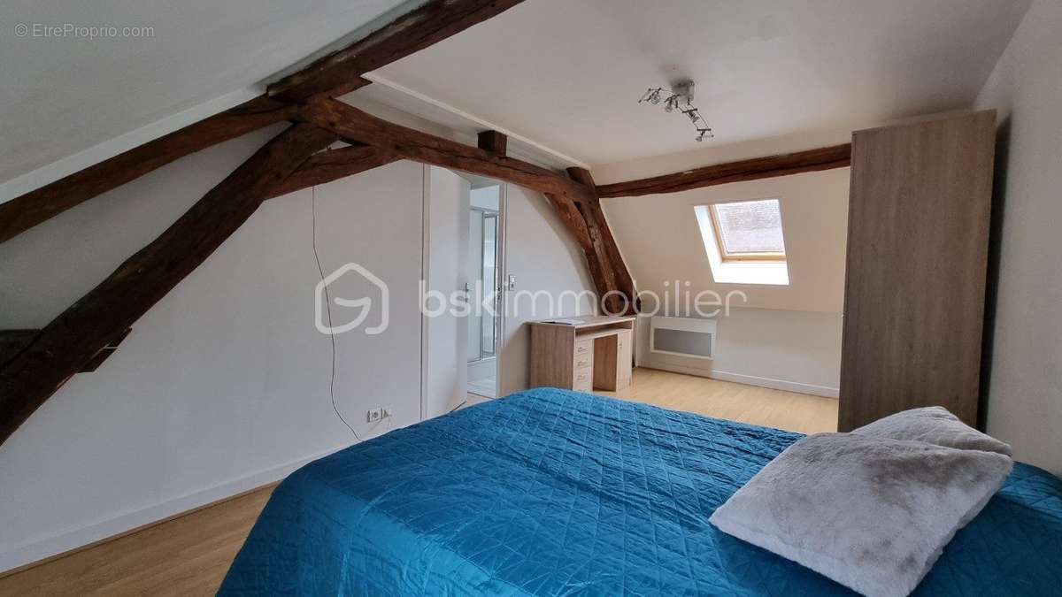 Appartement à AILLANT-SUR-THOLON