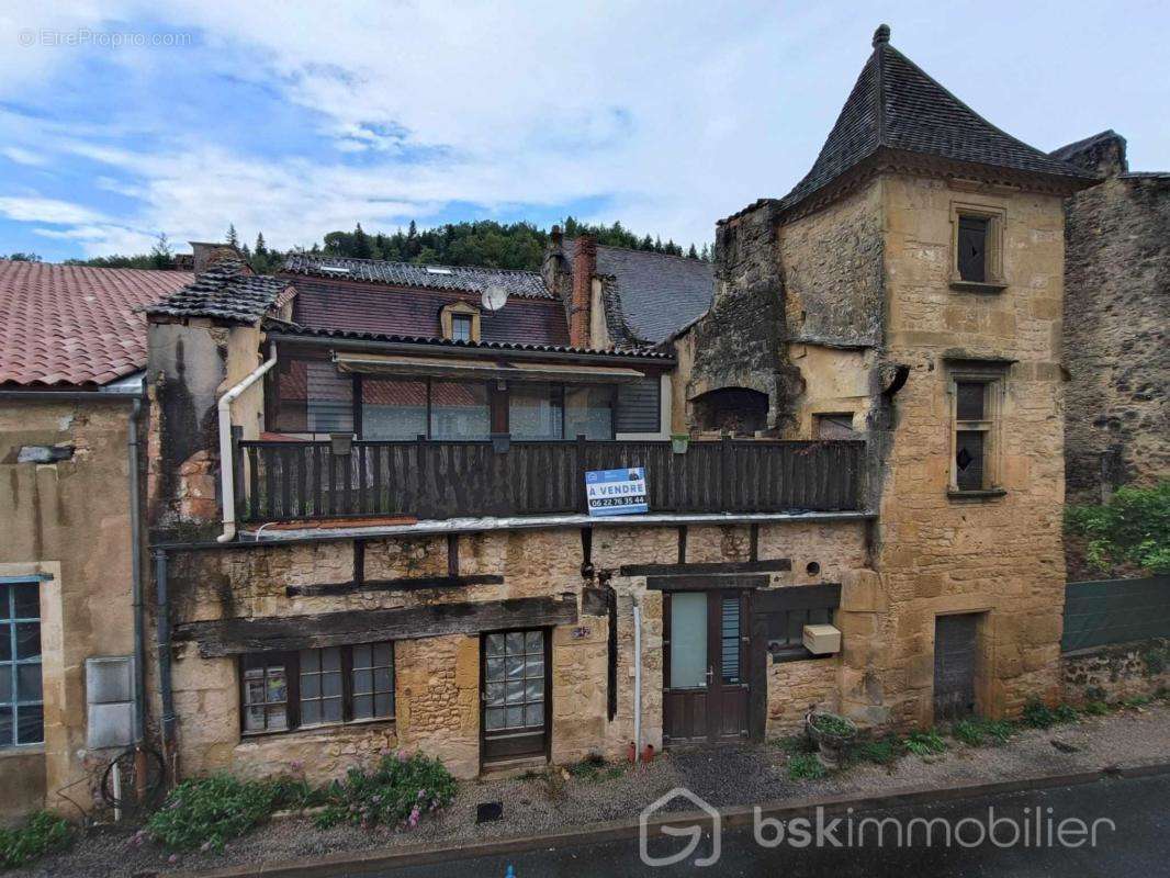 Maison à LE BUISSON-DE-CADOUIN