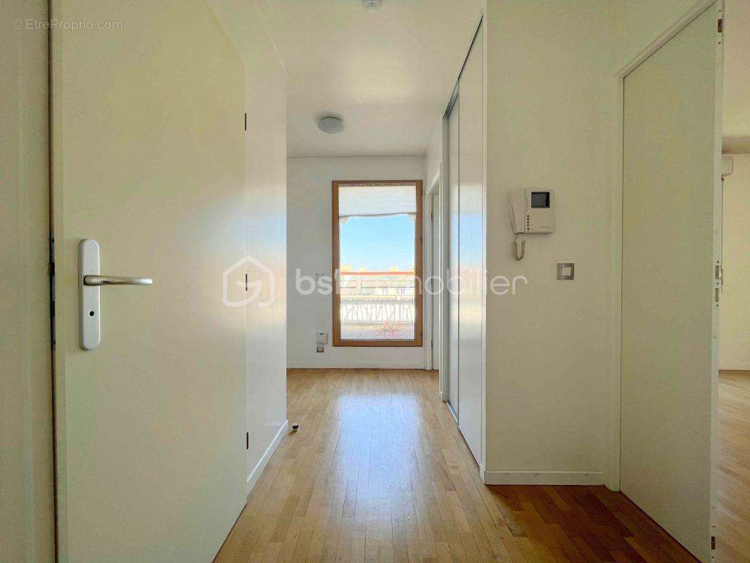 Appartement à COLOMBES