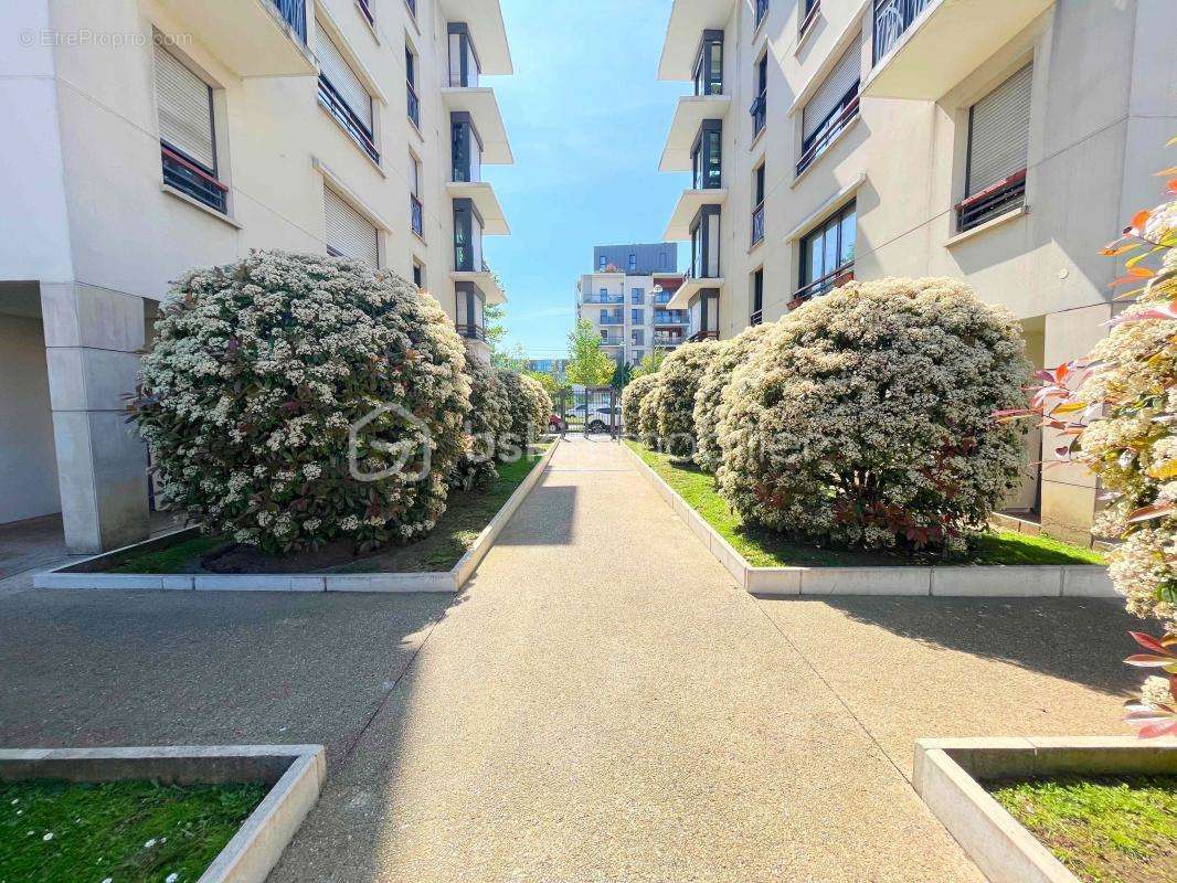 Appartement à COLOMBES