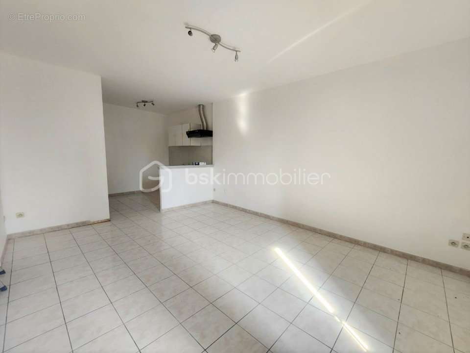 Appartement à FLORENSAC