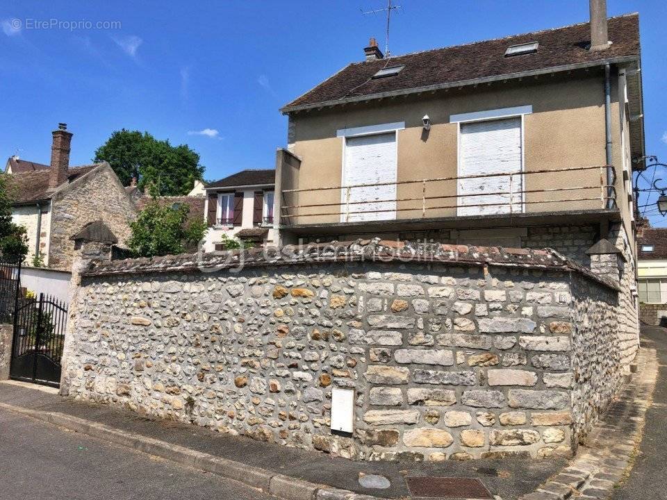 Maison à NEMOURS