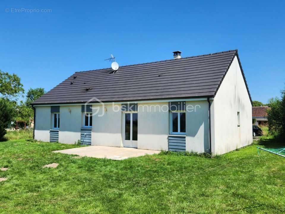 Maison à SAINT-OUEN-SUR-LOIRE