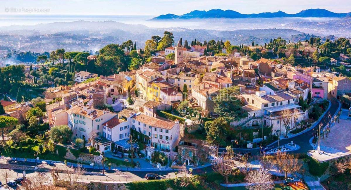 Maison à MOUGINS