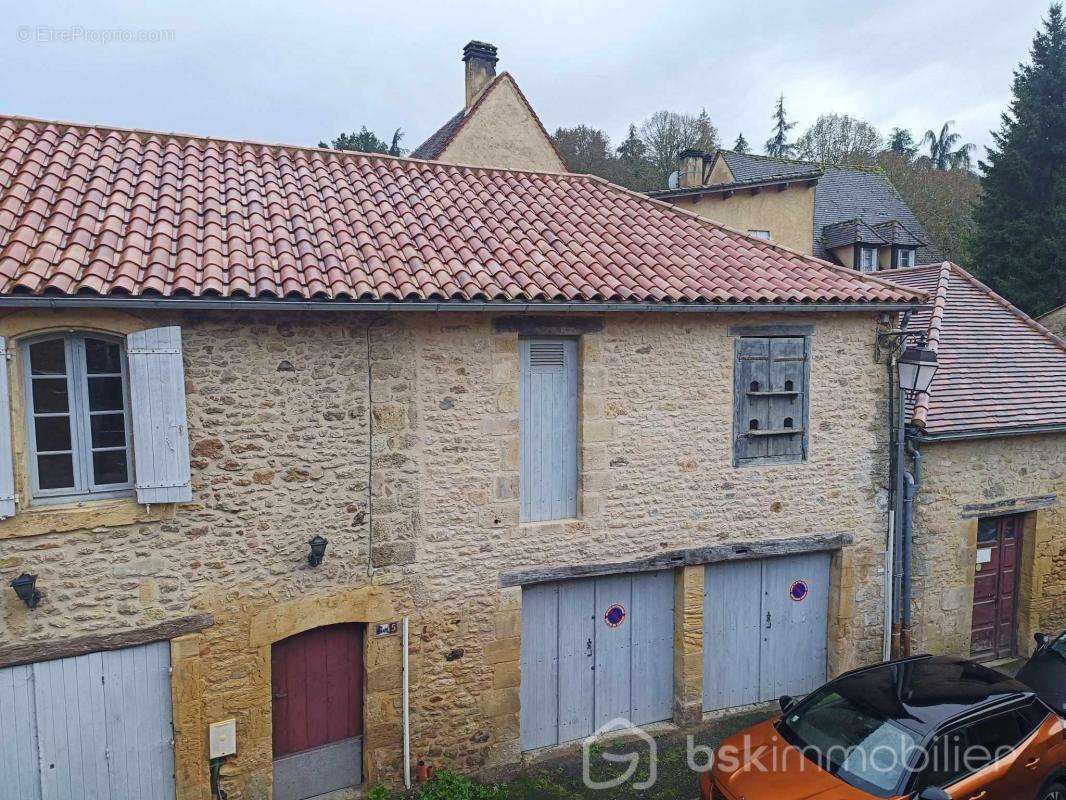 Appartement à LE BUISSON-DE-CADOUIN