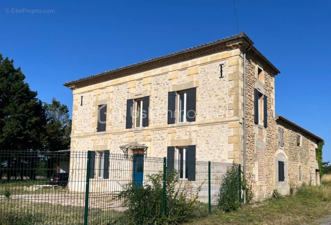 Maison à MONGAUZY