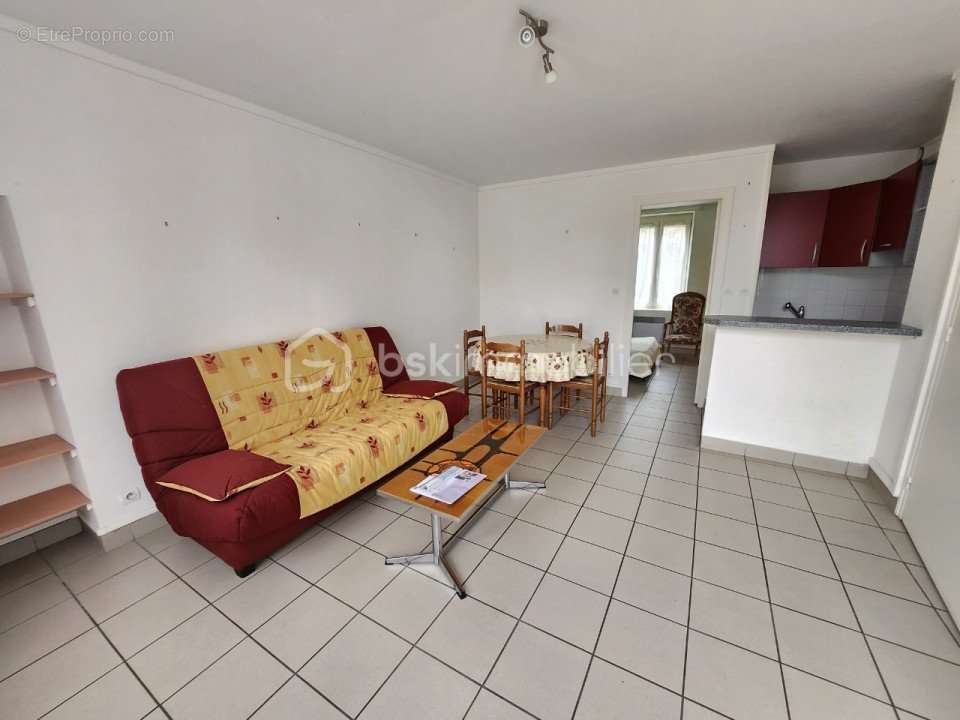 Appartement à FOURCHAMBAULT