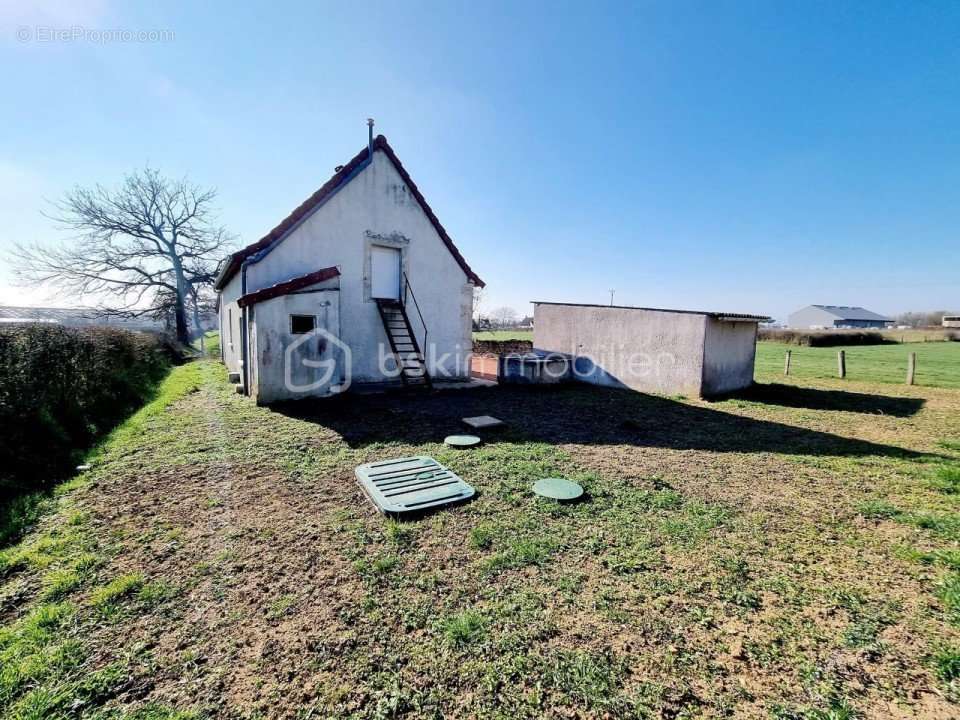 Maison à MAGNY-COURS