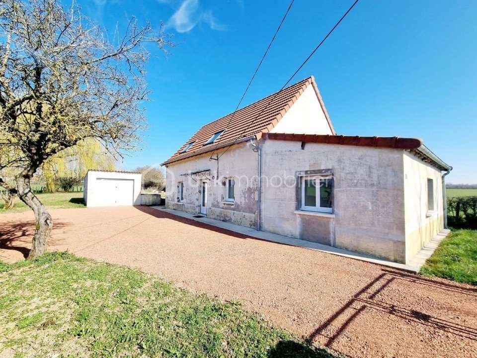 Maison à MAGNY-COURS